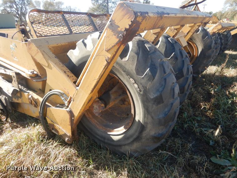 image for item DG4643 (2) Reynolds scrapers