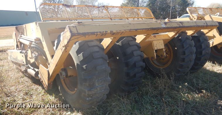 image for item DG4644 1999 Reynolds 17C  scraper