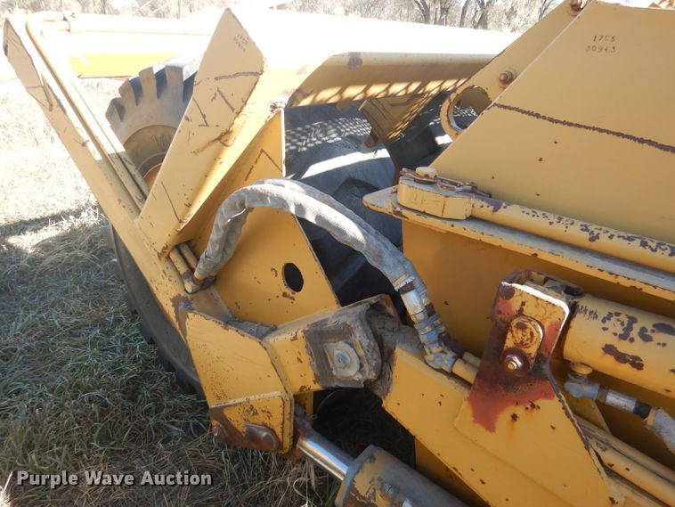 image for item DG4644 1999 Reynolds 17C  scraper