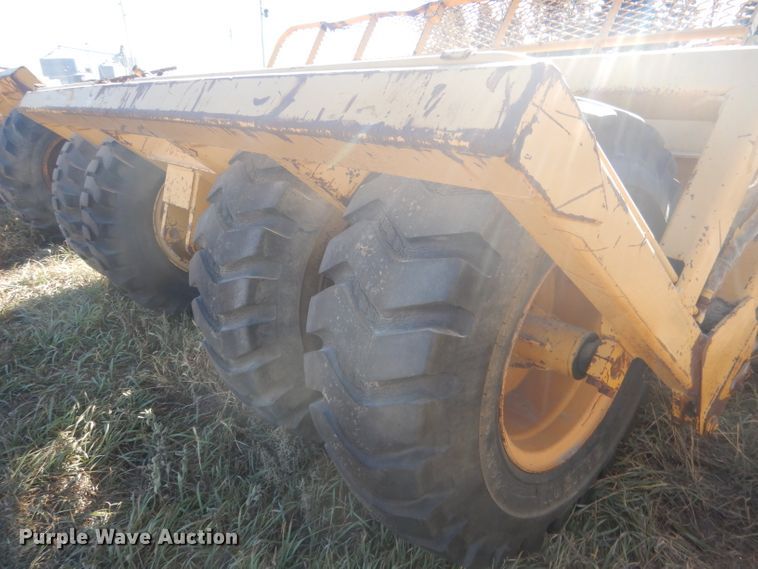 image for item DG4644 1999 Reynolds 17C  scraper