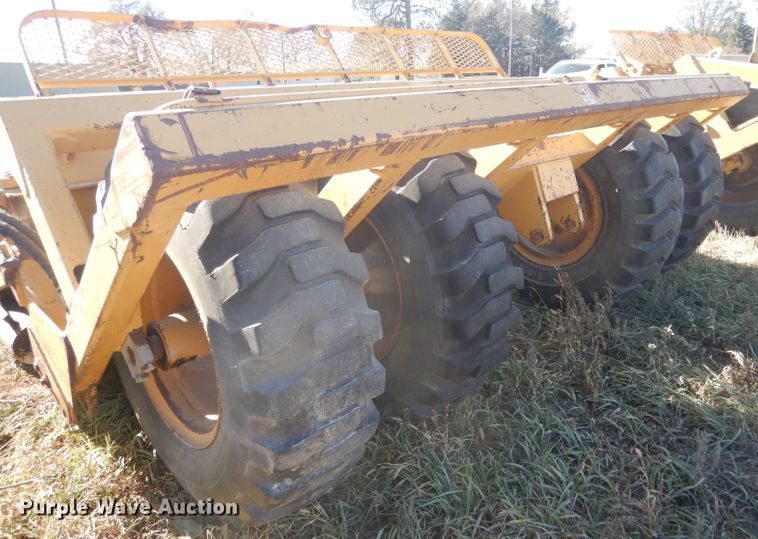 image for item DG4644 1999 Reynolds 17C  scraper