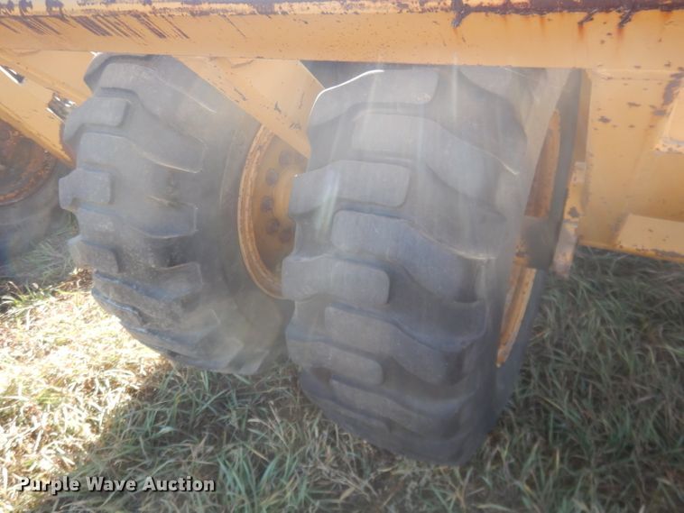 image for item DG4644 1999 Reynolds 17C  scraper