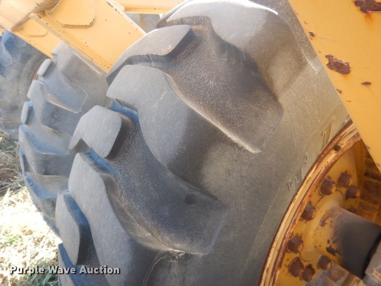 image for item DG4644 1999 Reynolds 17C  scraper