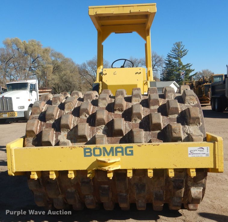 image for item DG4645 1987 Bomag BW213PD  vibratory single drum roller