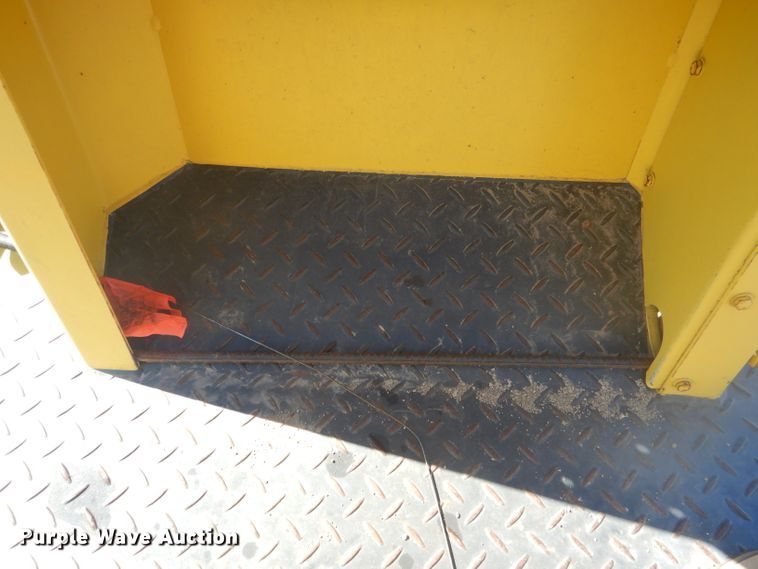 image for item DG4645 1987 Bomag BW213PD  vibratory single drum roller