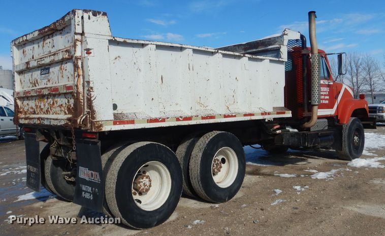 image for item DG4656 1981 International F2574  dump truck