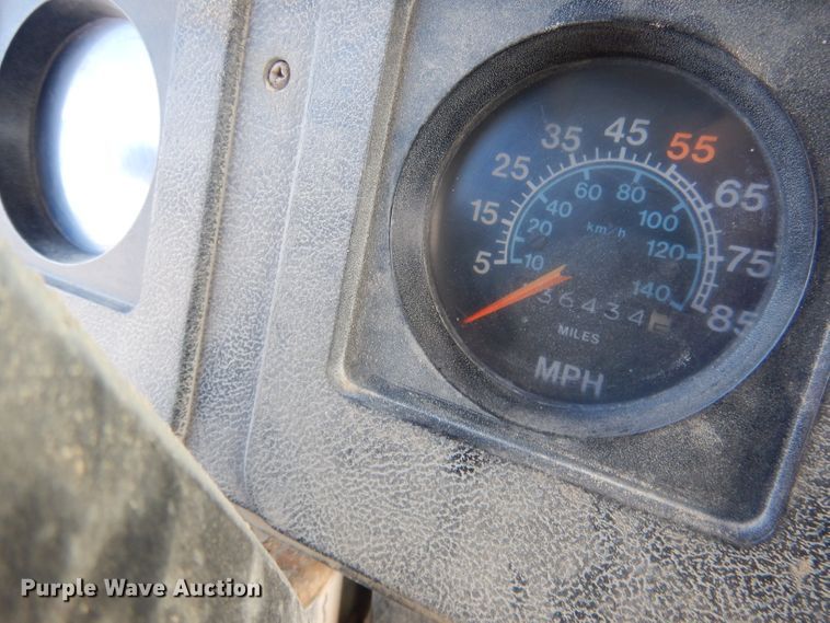 image for item DG4656 1981 International F2574  dump truck