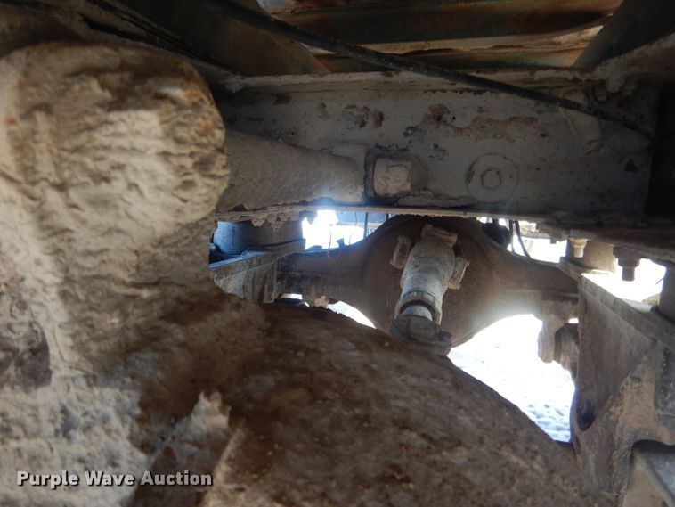 image for item DG4656 1981 International F2574  dump truck