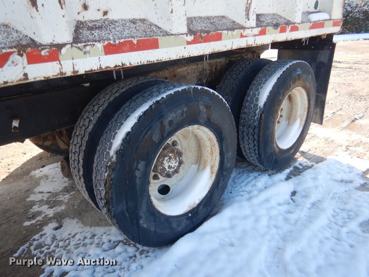 image for item DG4656 1981 International F2574  dump truck