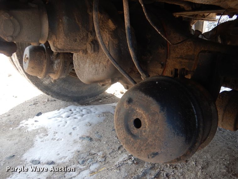 image for item DG4656 1981 International F2574  dump truck