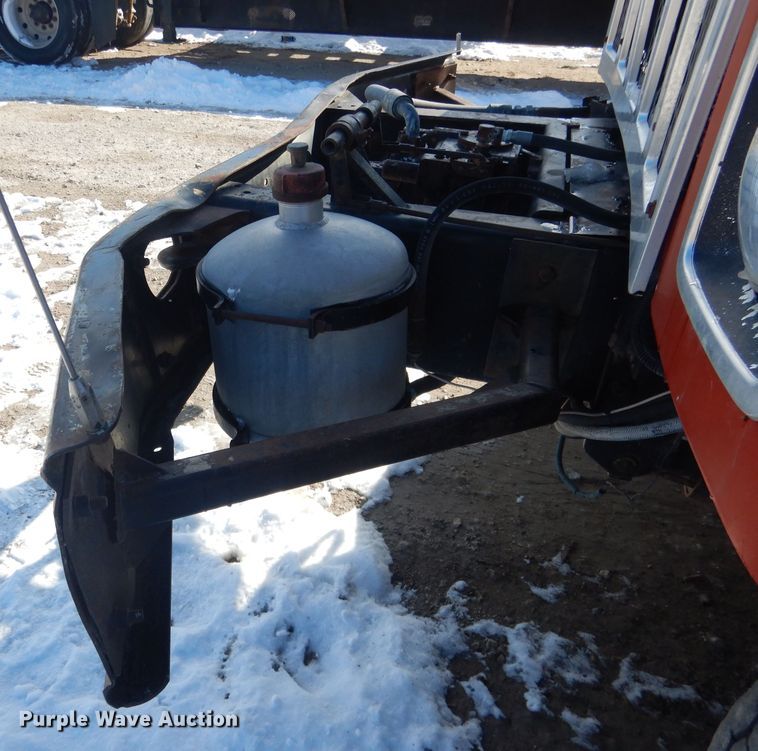 image for item DG4656 1981 International F2574  dump truck