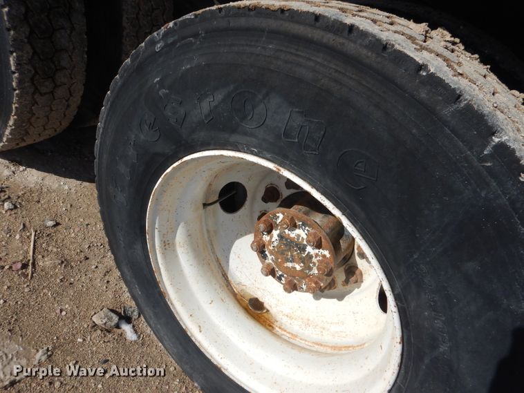 image for item DG4656 1981 International F2574  dump truck