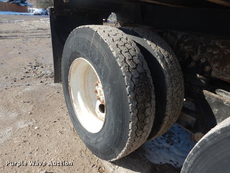 image for item DG4656 1981 International F2574  dump truck