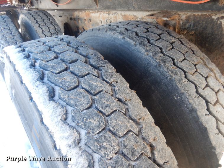 image for item DG4656 1981 International F2574  dump truck