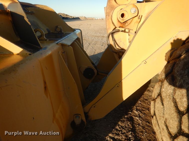 image for item DG4661 2013 Caterpillar 966K  wheel loader