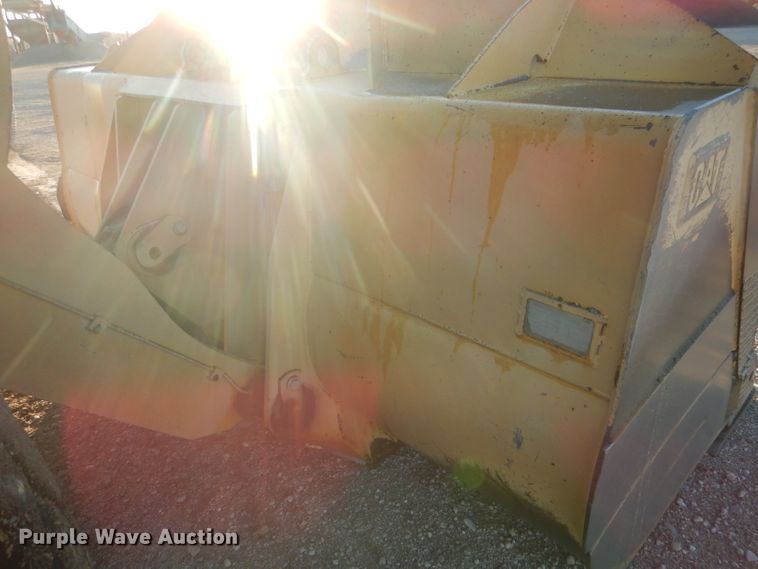 image for item DG4661 2013 Caterpillar 966K  wheel loader