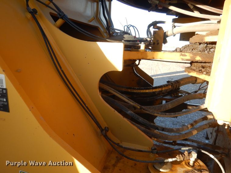 image for item DG4661 2013 Caterpillar 966K  wheel loader