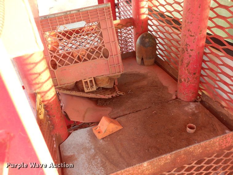 image for item DG8381 2008 Freightliner Business Class M2  winch truck