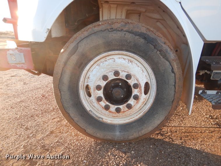 image for item DG8381 2008 Freightliner Business Class M2  winch truck