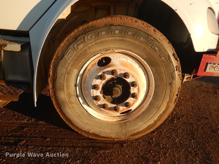 image for item DG8381 2008 Freightliner Business Class M2  winch truck