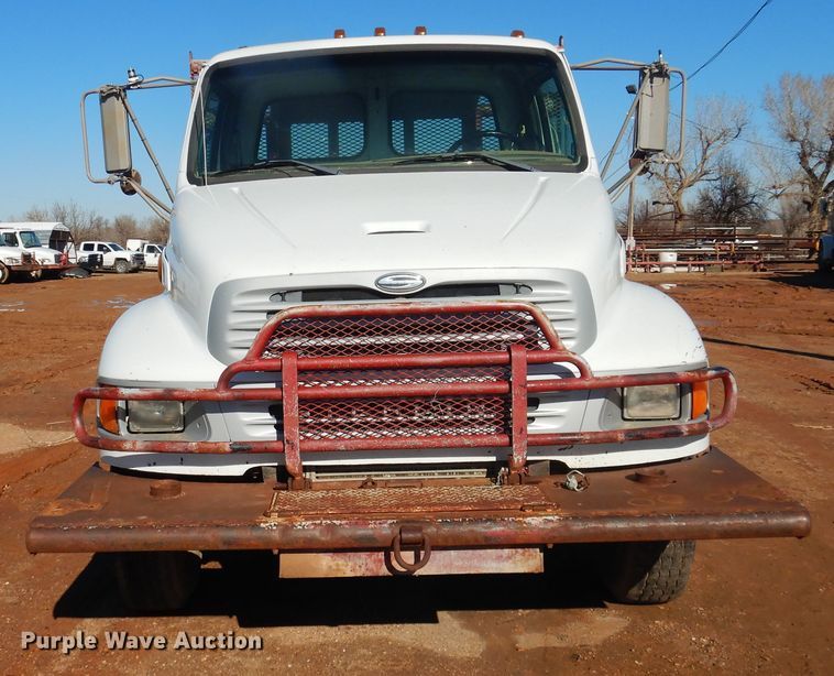 image for item DG8382 2007 Sterling Acterra  winch truck