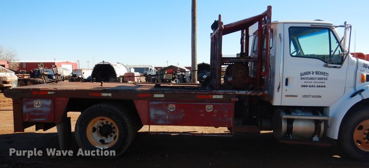 image for item DG8382 2007 Sterling Acterra  winch truck