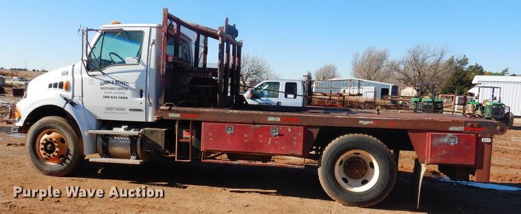 image for item DG8382 2007 Sterling Acterra  winch truck