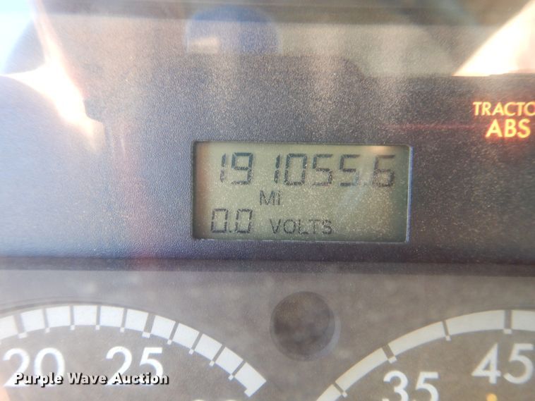 image for item DG8382 2007 Sterling Acterra  winch truck