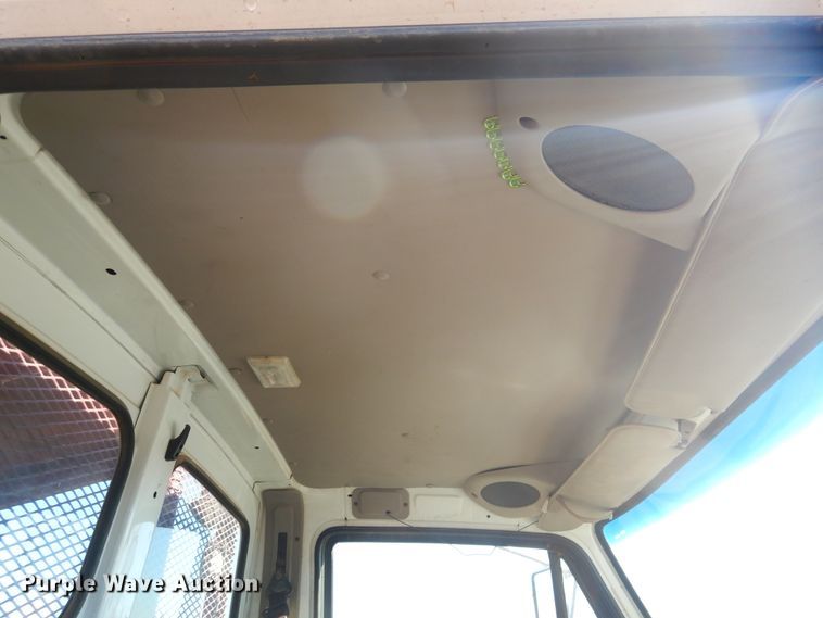 image for item DG8382 2007 Sterling Acterra  winch truck