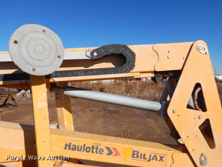 image for item DG8386 2011 Haulotte Biljax 3522A  boom lift