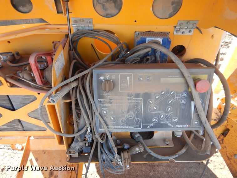 image for item DG8386 2011 Haulotte Biljax 3522A  boom lift