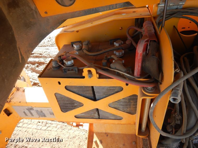 image for item DG8386 2011 Haulotte Biljax 3522A  boom lift