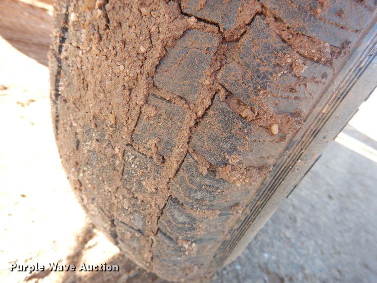 image for item DG8386 2011 Haulotte Biljax 3522A  boom lift