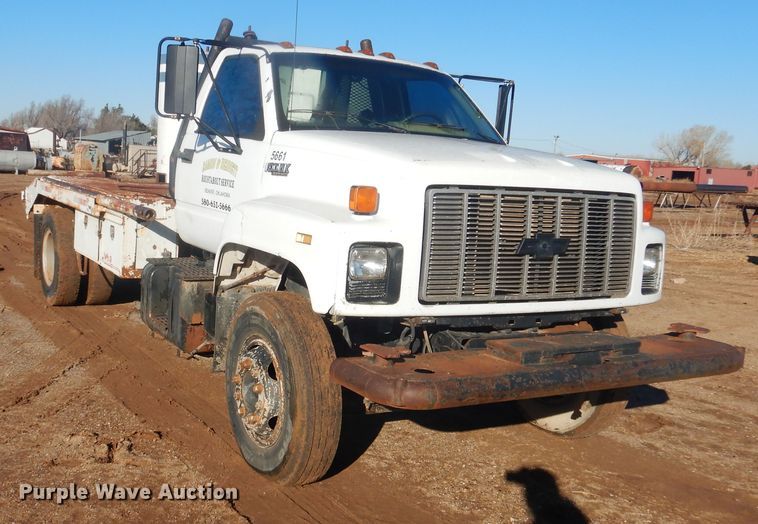 image for item DG8387 1995 Chevrolet Kodiak  winch truck