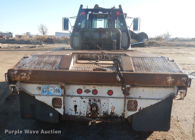 image for item DG8387 1995 Chevrolet Kodiak  winch truck