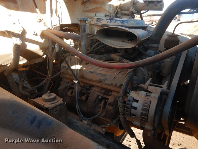 image for item DG8387 1995 Chevrolet Kodiak  winch truck