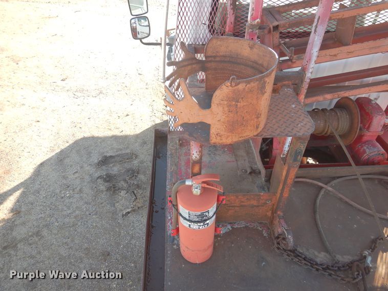 image for item DG8388 2004 Freightliner Business Class M2  winch truck