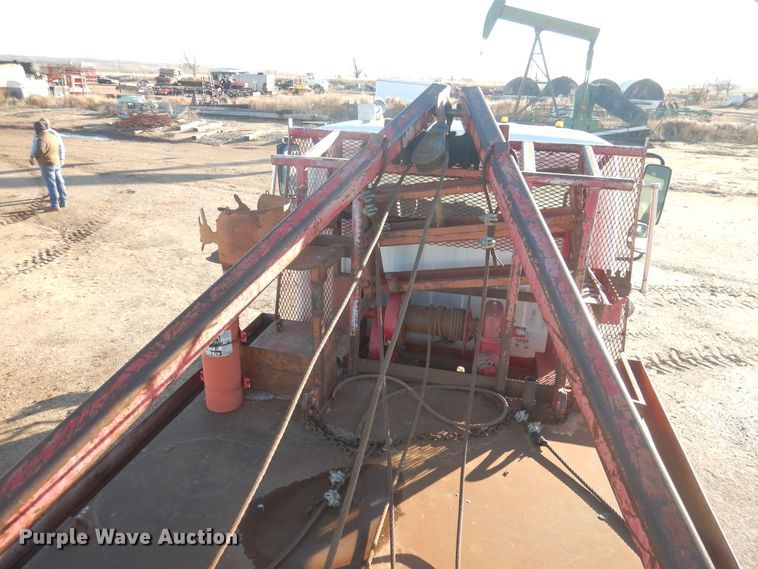 image for item DG8388 2004 Freightliner Business Class M2  winch truck