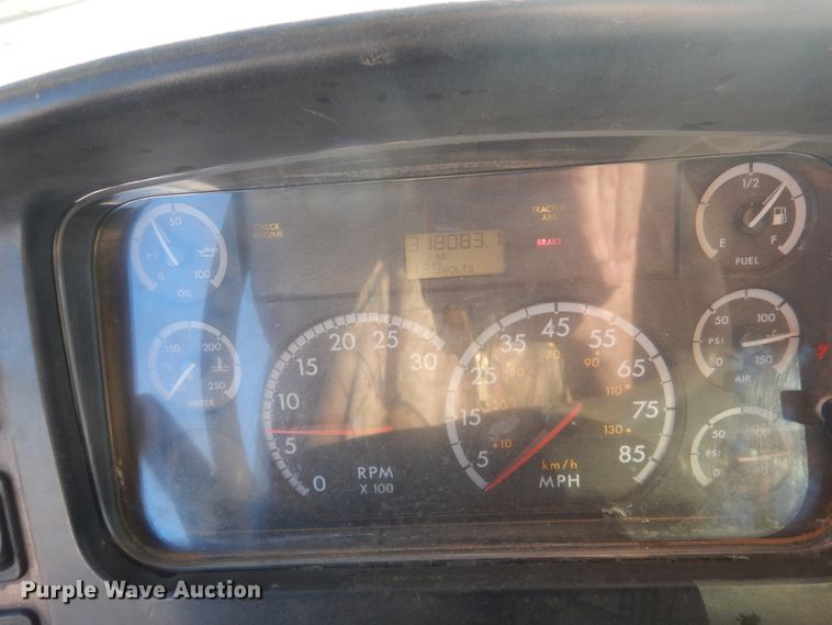 image for item DG8388 2004 Freightliner Business Class M2  winch truck