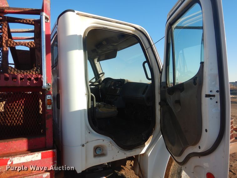 image for item DG8388 2004 Freightliner Business Class M2  winch truck