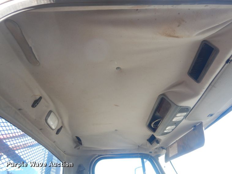 image for item DG8388 2004 Freightliner Business Class M2  winch truck