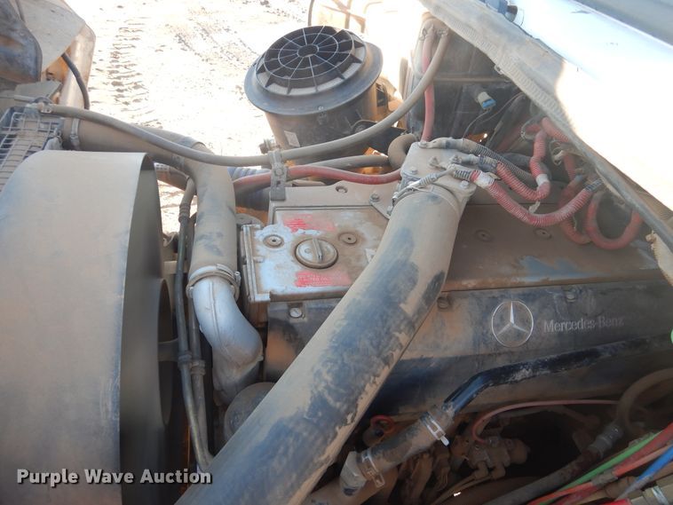 image for item DG8388 2004 Freightliner Business Class M2  winch truck