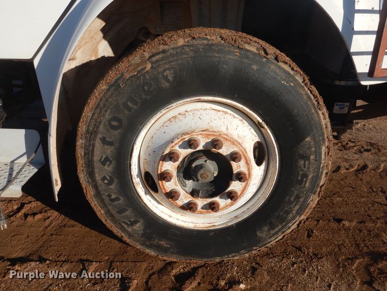 image for item DG8388 2004 Freightliner Business Class M2  winch truck