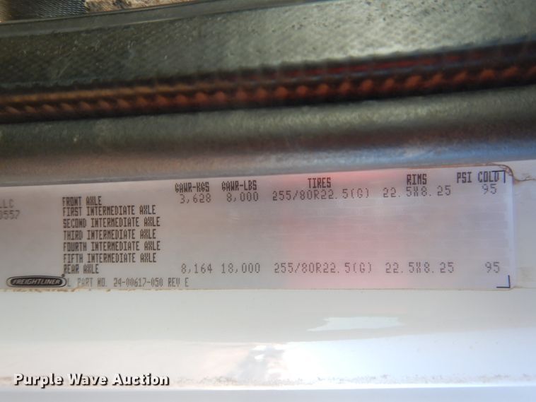 image for item DG8388 2004 Freightliner Business Class M2  winch truck