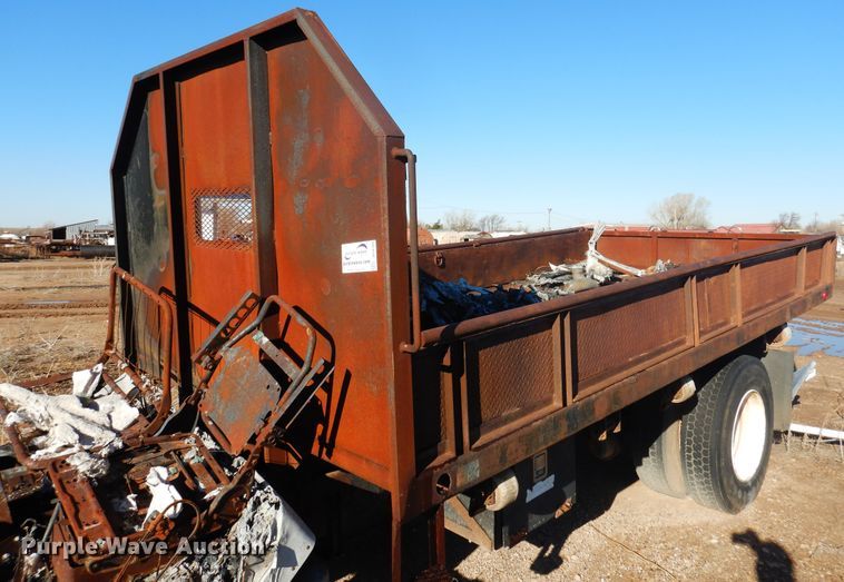 image for item DG8389 Kenworth T3SE  flatbed truck