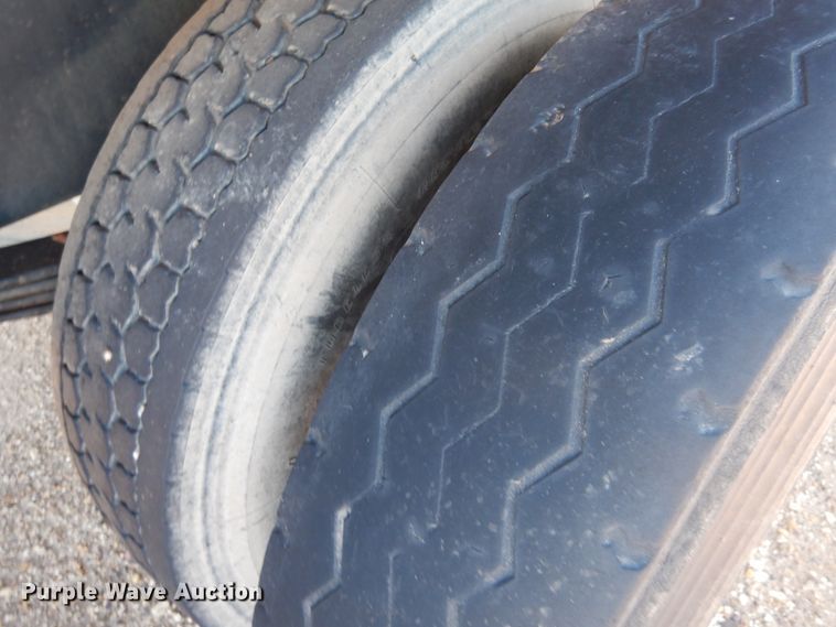 image for item DG8389 Kenworth T3SE  flatbed truck