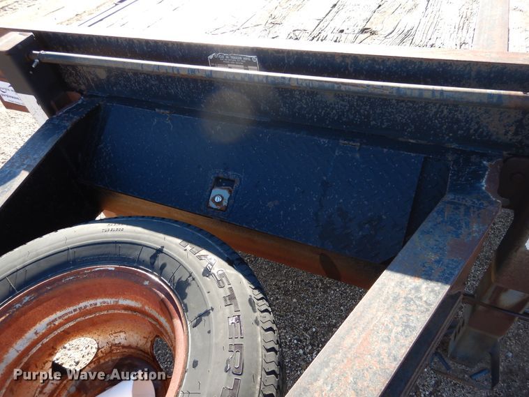 image for item DG8392 2006 Circle M equipment trailer