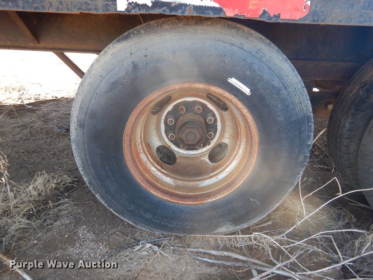 image for item DG8392 2006 Circle M equipment trailer