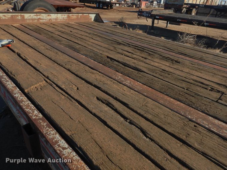 image for item DG8393 2000 Interstate 400LA equipment trailer