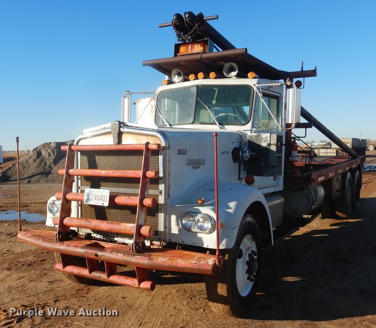 image for item DG8395 1972 Kenworth W924  winch truck